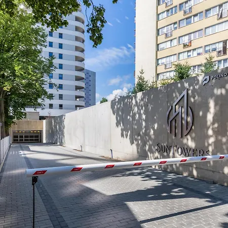 Sun Towers Lux By Renters Prestige